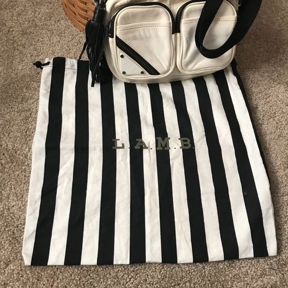L.A.M.B. White w/Black Zippers Leather Crossbody Bag, Adjustable Strap, Dust Bag - Picture 16 of 16